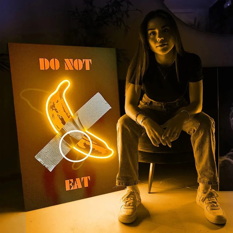 DO NOT EAT Banana - Neon Frame
